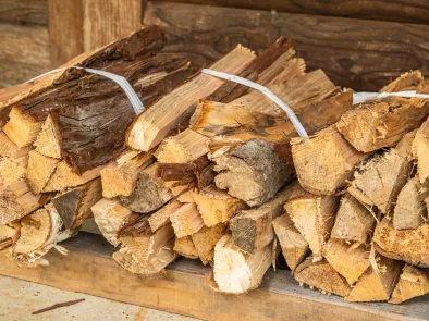 暮らしと食を支える「木の市場」